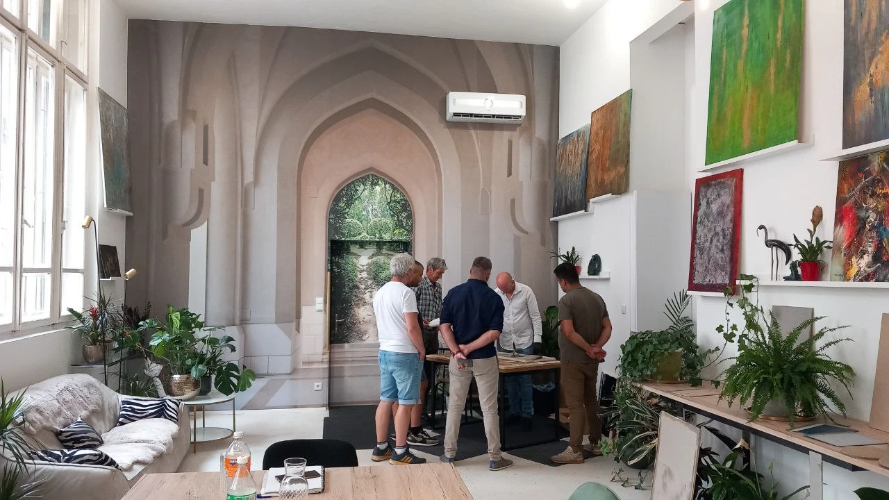 Műgyanta burkolás képzés innovatív anyagok és technikák használatával